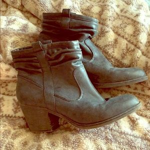 Gray booties by rocket dog
